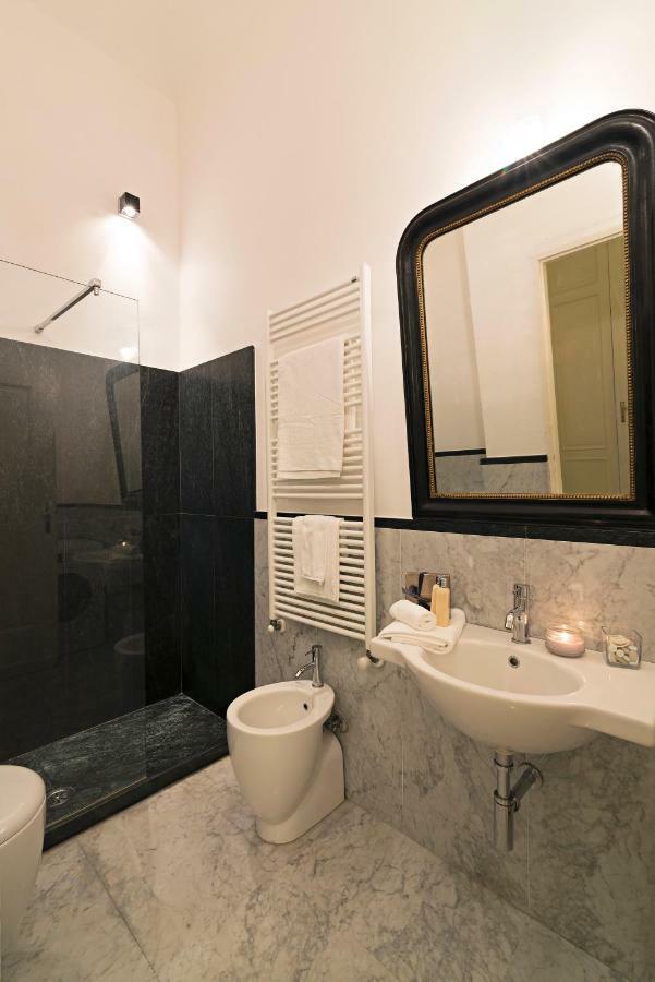 Consolata12 - Il Lusso Nel Centro Storico Di Torino Apartment Luaran gambar